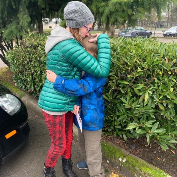 Meet your Posher, Laura - Picture 1 of 1